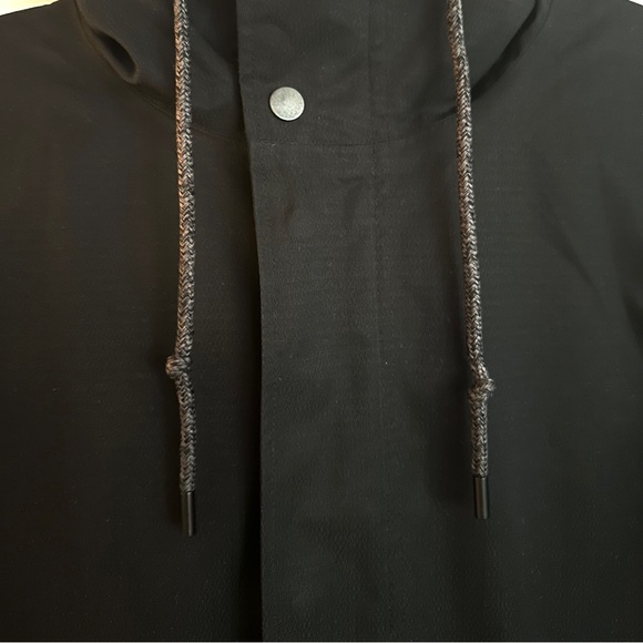 Burton Water Resistant Rain Jacket Shell - Picture 7 of 13